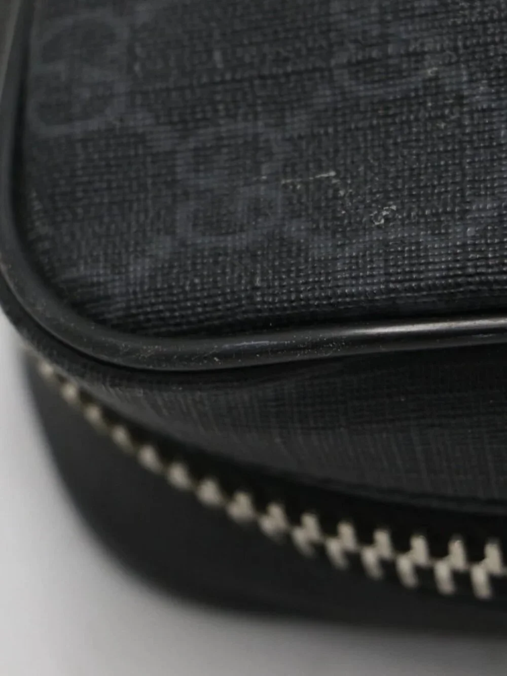 GUCCI GG Supreme Sling Backpack Belt Bag Sherry Line - Black